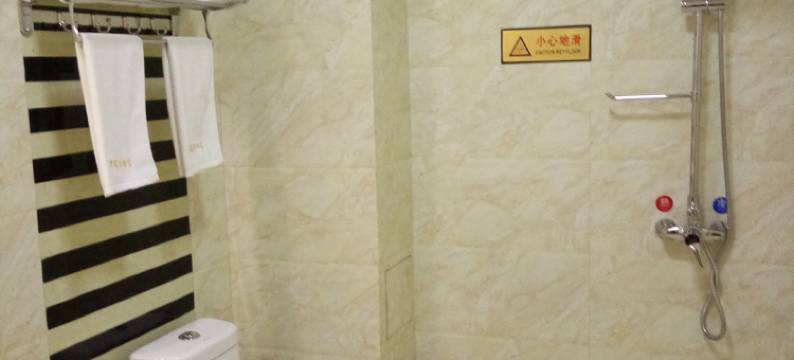 鹤庆名都商务酒店图片