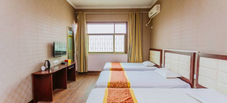 天龙商务宾馆(濮阳长途车站店)图片