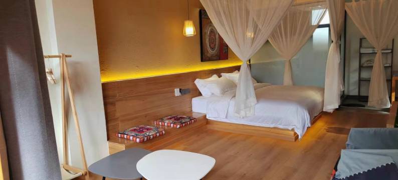 马尔康夏央民宿图片