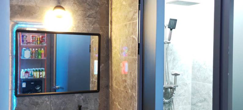 风暴电竞酒店图片