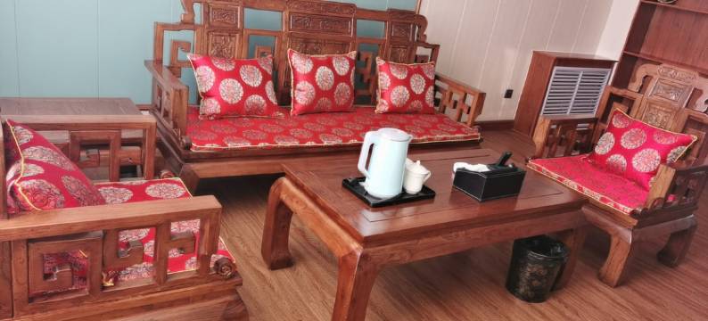 阿巴嘎旗别力古台商务会馆图片