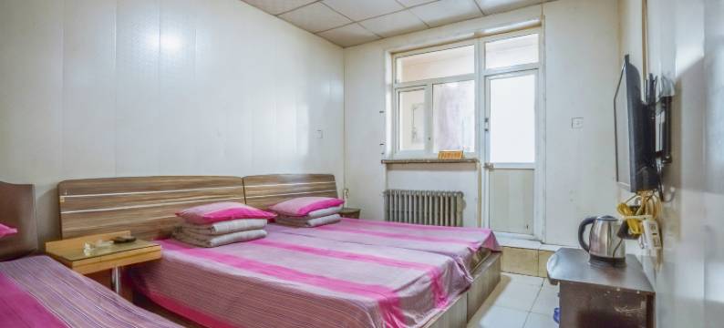 乌鲁木齐居友青年旅社(北郊客运站店)图片