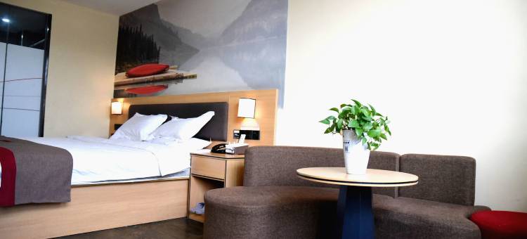 务川滨江大酒店图片