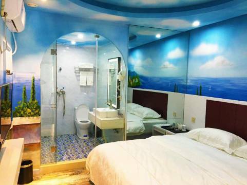 梦莱主题酒店(铁机路地铁站东湖景园店)