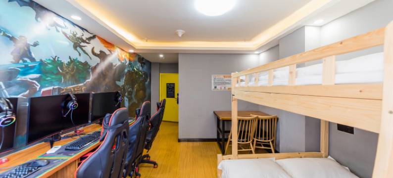 呼和浩特莫陌电竞民宿图片