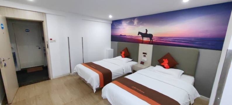 骏怡连锁酒店(通辽火车站九中夜市店)图片