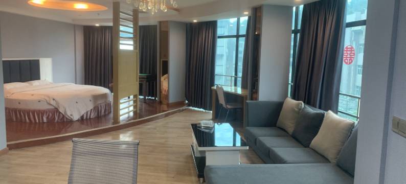 石首阳光假日酒店图片