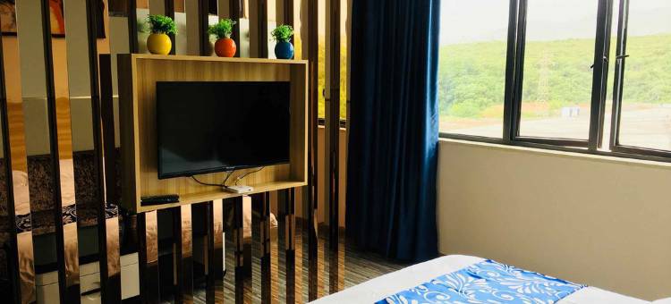 金凤凰酒店(荆门火车站店)图片