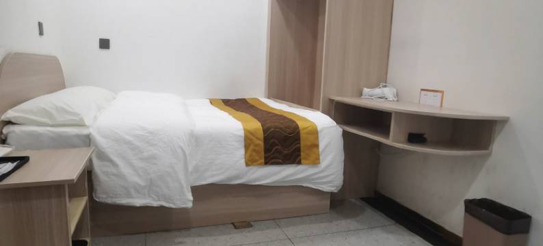 张优公寓(安托山地铁站店)图片