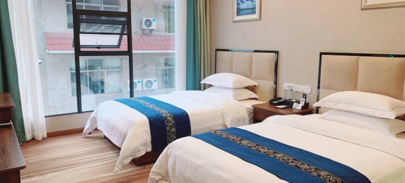 施秉㵲佳酒店(县人民医院店)图片