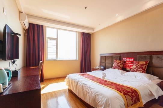 TOWO上品酒店(襄汾火车站店)