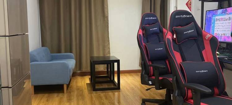 扬州悦享电竞公寓(万达广场店)图片