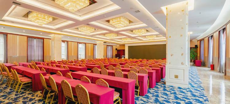 漫湾丽呈酒店(大理高铁站洱海公园店)图片