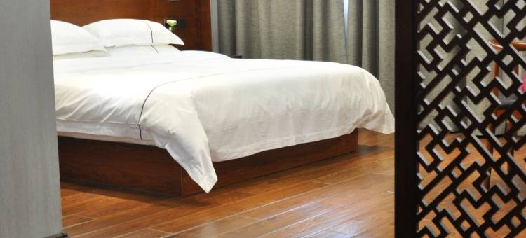 昆仑乐居商务酒店(平顶山中骏世界城店)图片