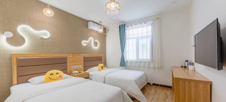 北京乡里乡亲酒店(延庆高铁站店)图片