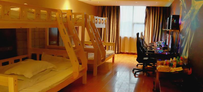 雷雨电竞民宿图片