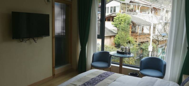 西岭雪山品邸民宿图片