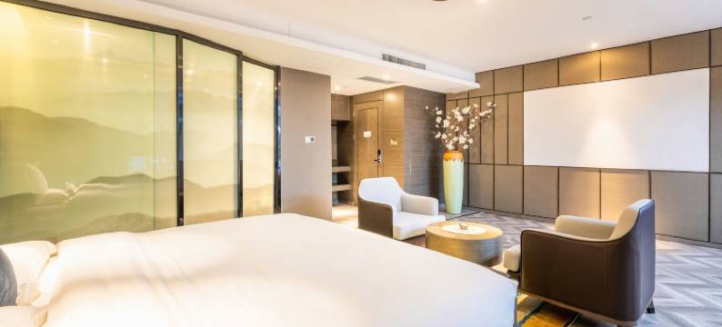 坤逸时光酒店(西安西京医院通化门地铁站店)图片