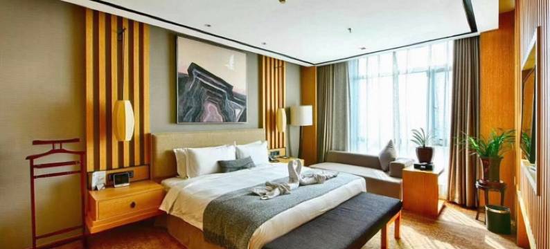 辰玺酒店(高铁东站CBD会展中心店)图片