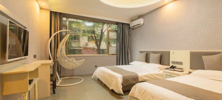 布丁酒店(中山陵下马坊地铁站理工大学店)图片