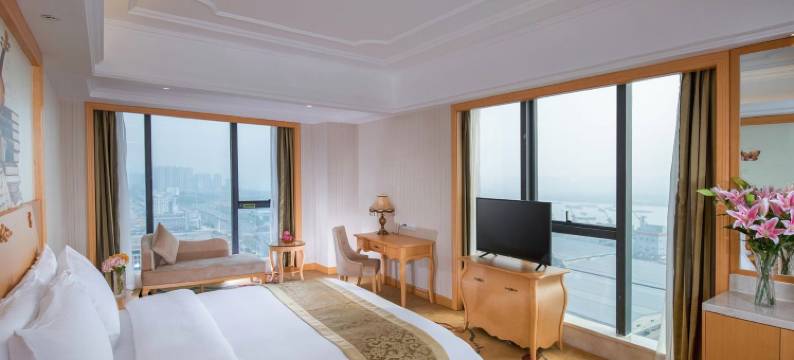 维也纳国际酒店(长沙湘江北路金霞地铁站店)图片