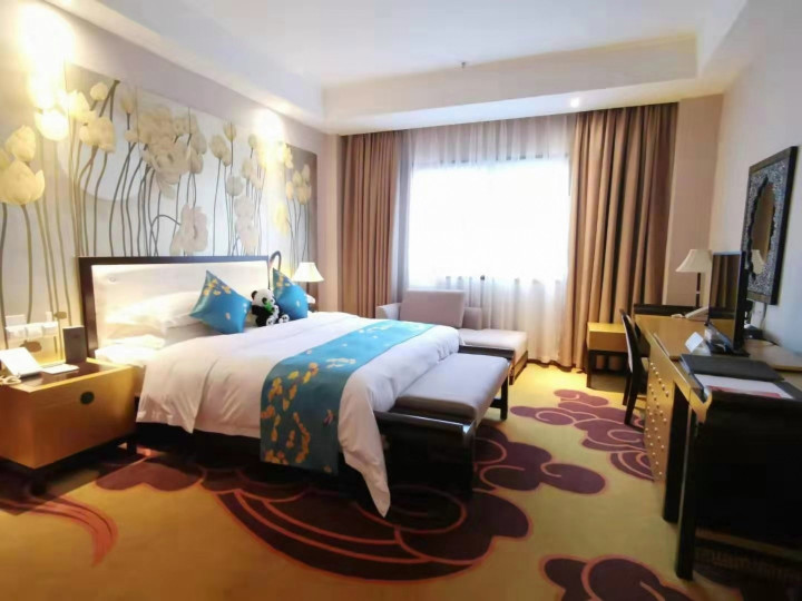 Huaying Mountain Hotel Over view