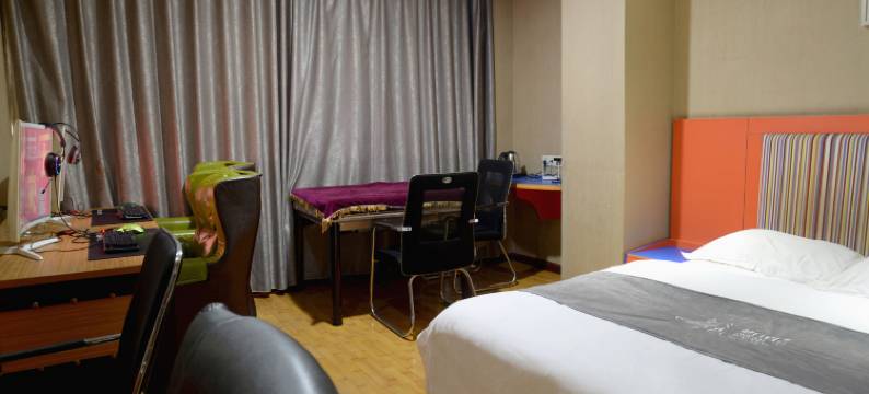 赤壁梦行者电竞公寓图片