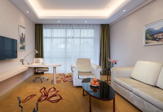 Vienna International Hotel Jiujiang Lushan Railway StationHotel Overview