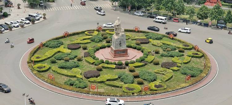 伊川龙源商务酒店图片