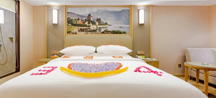 维也纳国际酒店(桂林七星公园理工大学东西巷店)图片