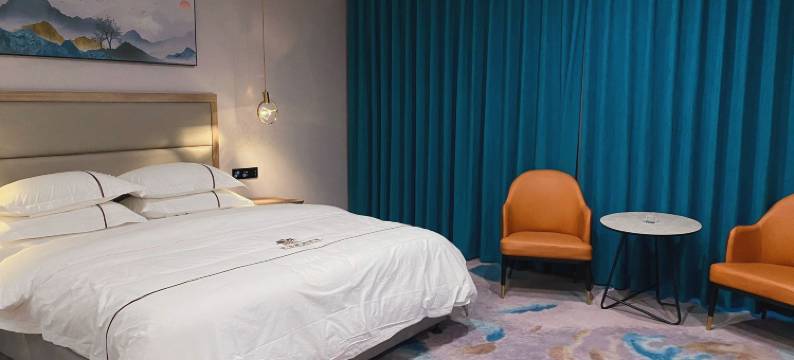 亚龙澜庭酒店(方城文博路人民文化广场店)图片