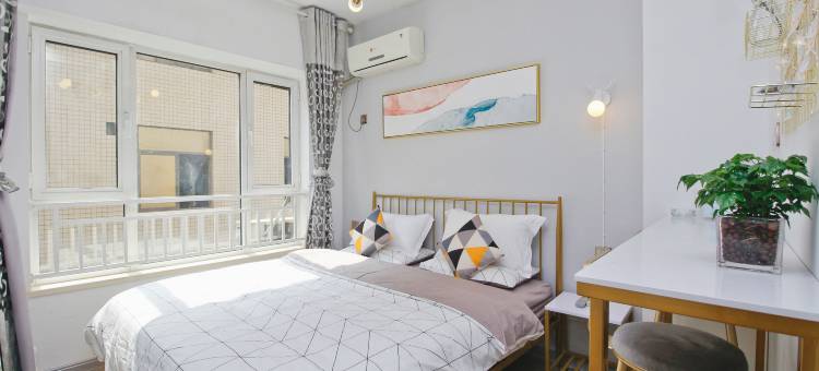 西安钟楼古城印象公寓酒店回民街店图片