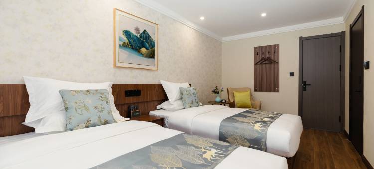 云天商务宾馆(牙克石火车站客运站店)图片