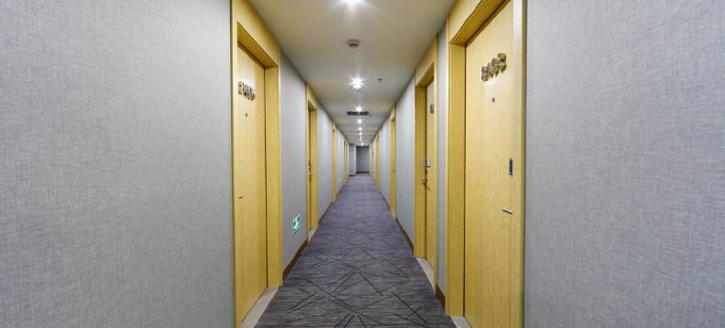 际庭酒店(上海胸科医院虹桥路地铁站店)图片