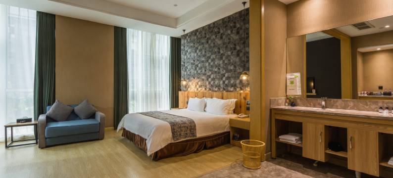 雲逸城市民宿(桐庐中心广场店)图片