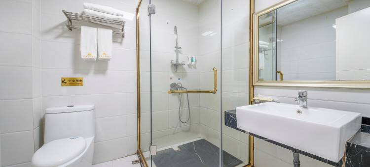 翁源云朵时尚酒店图片