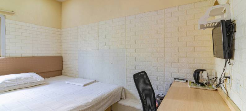 聚客宾馆(济南交通学院店)图片