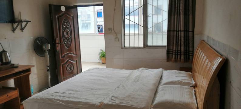 乐吉翔酒店图片