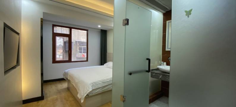 南昌飞鸟集创想酒店图片