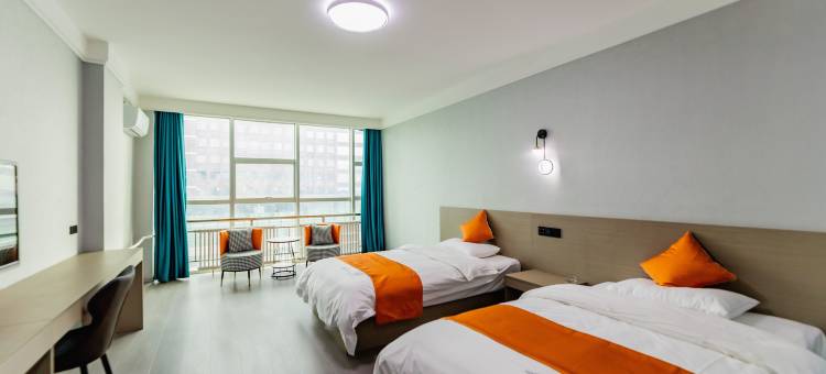 靓驿商务宾馆(工业大学金川店)图片