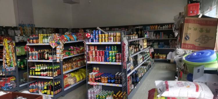 盐井珠穆朗玛酒店图片