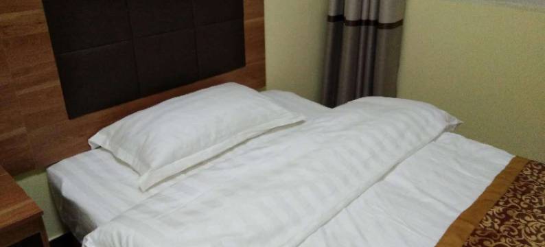 容城伊哇酒店(容城白洋淀高铁站店)图片