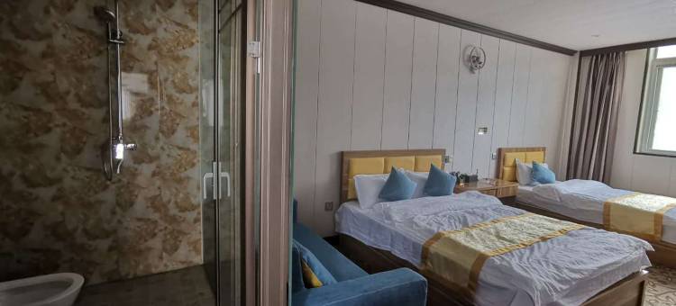 贡觉君义酒店图片