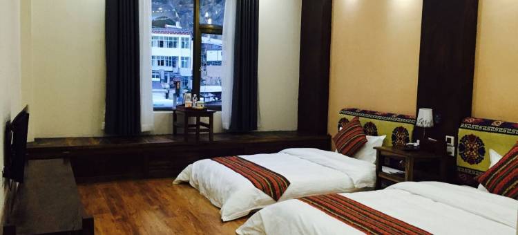 骏怡精品酒店(德钦梅里雪山店)图片