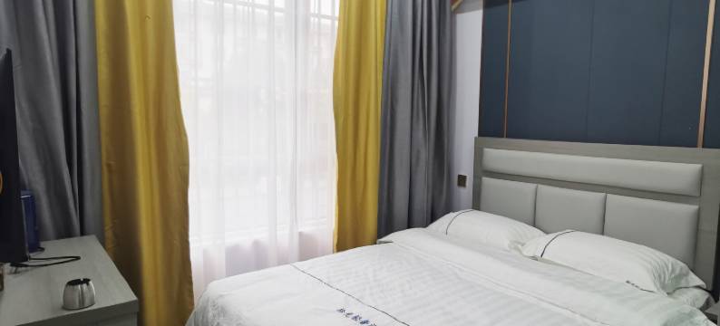 拾光轻奢酒店图片