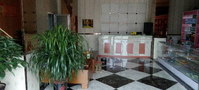 梁山怡馨主题公寓图片