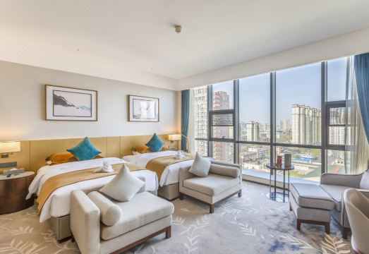 Ramada by Wyndham LuoyangHotel Overview