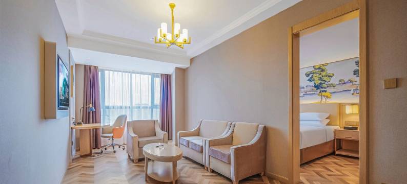 维也纳酒店(贵阳欢乐世界云泰广场店)图片