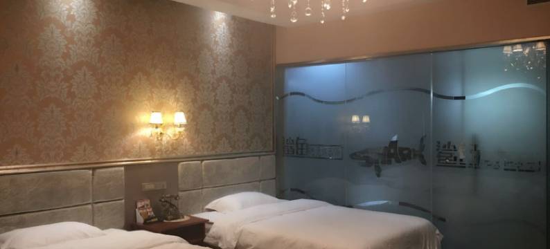 淮南鲨鱼电竞俱乐部住宿图片