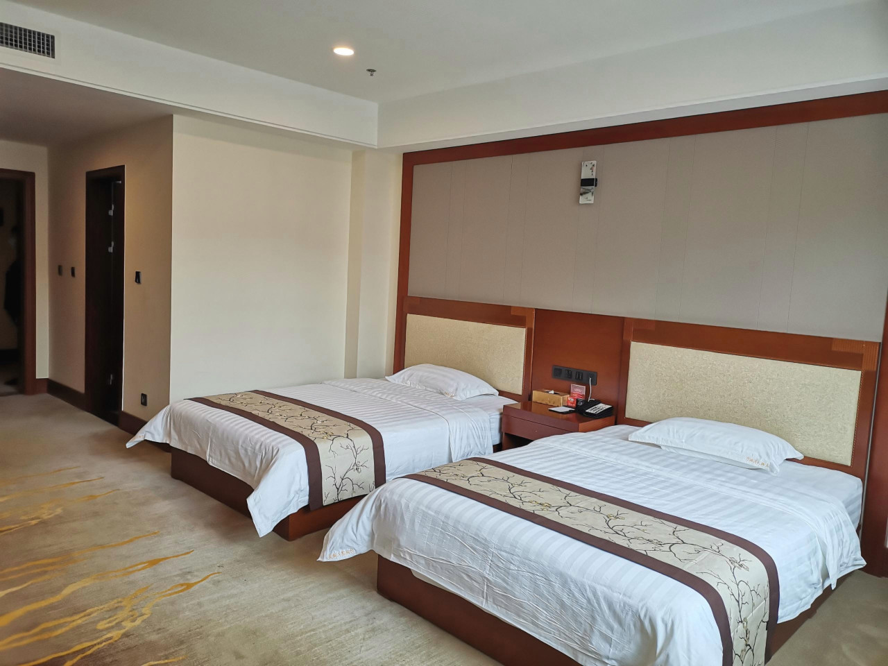 Shahu Bay HotelOver view